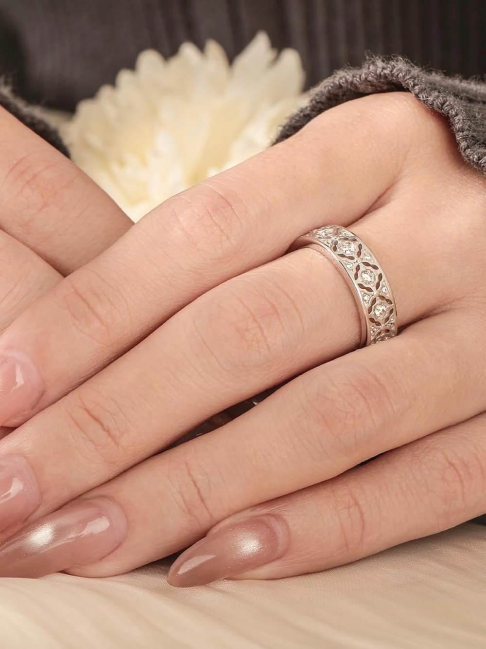 JEULIA 925 Sterling Silver Engagement Ring Eternity Band Moissanite Size 6 - Picture 2 of 7